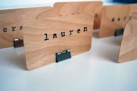 Make one of these place cards for your guest's table setting using our templates—they're creative, beautiful, and functional for any holiday or more often than not, simply taking the time to choose a piece of stationery that's complementary to your tablescape and linens will make your place settings. 30 Quick And Easy Diy Place Cards For Your Thanksgiving Table Diy Place Cards Wedding Card Holder Diy Thanksgiving Place Cards