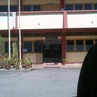 Pejabat agama daerah hulu langat. Pejabat Agama Islam Daerah Hulu Selangor Government Building