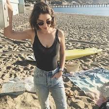 Imagem Descoberto Por Alexandra B Descubra E Salve Suas Proprias Imagens E Videos No We Heart It Adelaide Kane Women Adeline Kane