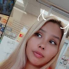 Does Pizza Hut still have a buffet in Selkirk, MB?