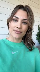 Evetorres • 101K reels