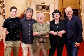 Maybe you would like to learn more about one of these? Keszul Az Istvan A Kiraly Olvasoproba Az Operettszinhazban