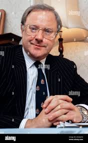 Law Society of England and Wales President Tony Holland at Law Society's  House, 113 Chancery Lane, London. 07 September 1990. Photo: Neil Turner  Stock Photo