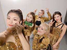 Pin De Syaaa Em Itzy K Pop Feminino Kpop