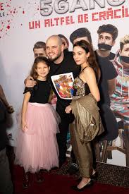 Un altfel de craciun film. Record De VanzÄƒri In Romania Pentru Biletele In Avans La Filmul 5gang Un Altfel De CrÄƒciun