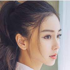 ヘアカラーが出来ない人もok ダークカラーのセレブを参考に 重く見せない夏のヘアスタイル style haus スタイルハウス 美髪 アジアの女性 美しいアジア人女性