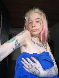 Tendencias en Argentina on X: Tagui: Porque la hermana de Asado de Faso  es la streamer reconocida por el clip de los tiros en Rosario.  t.cocwKb7v0PwE  X