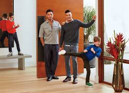 Jun 03, 2021 · ricky martin's age the singer was born enrique jose martin morales iv on dec. Ricky Martin Boasts Home And Family And Poses In Ad