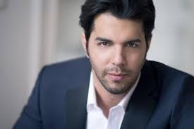 Domingo Hindoyan debuts with Detroit Symphony