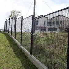 It also blends in so well you don't notice it even there. China China Wholesale Green Fence Manufacturers 358 High Security Wire Mesh Fence For Prisons Application Building Fencing For Property Security Pro Manufacturer And Supplier Pro Fence
