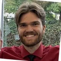 Shawn Molnar's Instagram, Twitter & Facebook