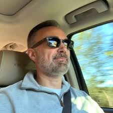 Bart Rowlett's Instagram, Twitter & Facebook