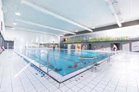 Een recreatiebad, 2 wedstrijdbaden, een doelgroepenbad én een zonnecentrum. Badmeester Ronald Home Facebook
