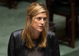 Depuis vendredi, nous suivons de près la coordination de la phase fédérale. Als Agent Naar Rechter Stapt Na Geweld Stelt Minister Anneli Het Nieuwsblad Mobile