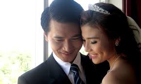 Quốc Cường 'cưới' Thúy Diễm