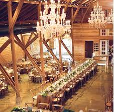Beautiful Decorations At The Lodge Http Www Themallorysphoto Com Mount Ida Farm Ch Virginia Wedding Venues Wedding Venues In Virginia Charlottesville Wedding