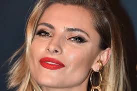 Sophia thomalla ist ungeschminkt in quarantäne. Sophia Thomalla Brust Raus Hier Gewahrt Sie Tiefe Einblicke Brigitte De