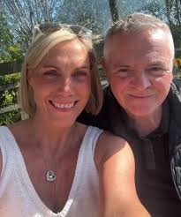 Happy International women's day all! ❤️ Today is a celebration of US! May  we continue to use the gifts we have to make this world a better place!!  And be the voice