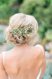 We did not find results for: Brautfrisur Mit Blumen 70 Hochzeitsfrisuren Mit Echten Blumen Als Haarschmuck