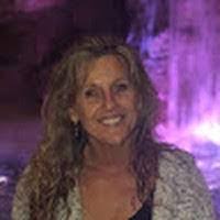 Donna Melucci's Instagram, Twitter & Facebook