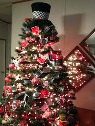 Alice In Wonderland Tree Christmas Tree Themes Disney Christmas Tree Christmas Tree Decorations