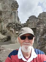 This is the first of 5 videos which is our story about a castle located