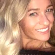 Emily Wiesman's Instagram, Twitter & Facebook