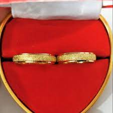 Harga milky way ring cincin couple perak 925 pria/ wanita pasangan/ tunangan. Cincin Kawin Emas Asli Cincin Couple Cincin Emas Shopee Indonesia