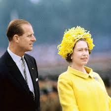 Prince phillip was born on 10 june 1921 as a prince of greece and denmark. Prinz Philip Und Die Queen In Berlin Historische Fotos Von Staatsbesuchen Der Royals An Der Spree