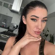 Roomba vs Shark robot vacuum: pros and cons?