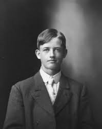 Lester Whitehead portrait