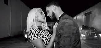 The artists have reportedly broken off their engagement after two years of dating, though neither singer has spoken out about the split. Karol G Anuel Aa Culpables 2018