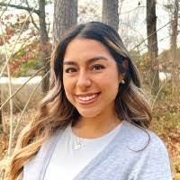 Daisy Belen's Instagram, Twitter & Facebook