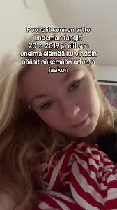 Fangirl hetkiä: Arttu Lindeman ja girl power paidat