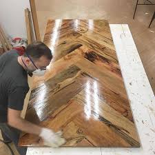 How Sick Is This Herringbone Style Table Top From Saltwooddesigns Too Cool Not To Share Build Idees De Meubles Table De Salon Palette Deco