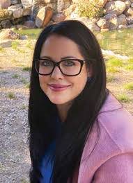 Sandra Bross's Instagram, Twitter & Facebook