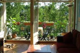 Desain kebun depan rumah seperti ini simple tetapi tetap menyejukan rumah gambaran desain rumah kebun 27. 6 Langkah Memanfaatkan Balkon Menjadi Kebun Sayur Yang Produktif Desain Kebun Sayur Minimalis Xerver Z Yahoo