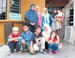 Pusat jagaan cahaya kasih bistari. Rumah Anak Yatim Baitul Fitrah Hati Serving The Community Hati Serving The Community