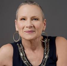 If She Can ... Encouraging Stories of Faith, Fire and Fight