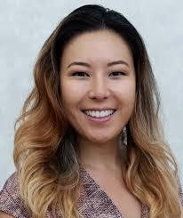 Holly Conklin's Instagram, Twitter & Facebook