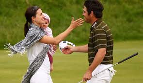 Not once did louis oosthuizen look like bowing to the conventional wisdom that suggested he would choke on the tradition. Spox Par 10 Zu Den British Open