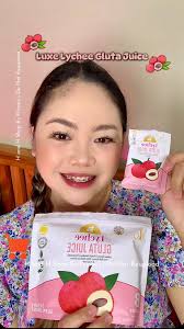 🎄 Cheers to radiant skin and festive vibes! ✨ Drink to a Merry Christmas  with Collavera (Collagen + Aloe Vera drink) at a merry price: 50% off—now  ₱799! Available for December 17