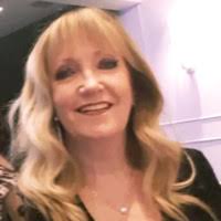 40+ "Robyn Wright" profiles