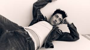 Pretty Little Liars: Summer School Star Jordan Gonzalez Talks Pride  Episode, Trans Rights, and That Riverdale Reference | Teen Vogue