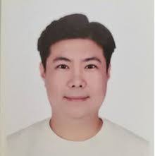 Edith Chow's Instagram, Twitter & Facebook