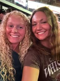 Hi!! My friend Haley and I are looking for a 3rd roommate for the 25-26  school year. We live in a house about 5-10 minutes from campus, the drive  is not bad