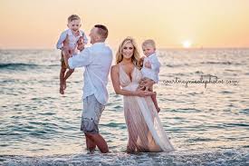 Beach Family Photo Outfit Ideas White And Creams Sunset Photography Port Charlotte Florid Family Picture Outfits Family Photo Outfits Family Beach Pictures