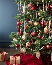 Check spelling or type a new query. 42 Amazing Red And Gold Christmas Decor Ideas Digsdigs