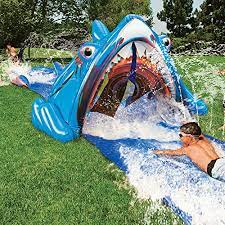 Doch groß bedeutet nicht immer besser: 3d Wasserrutsche Hai Amazon De Spielzeug