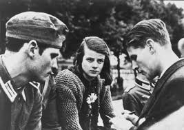 „ich für meine person will mit dem nationalsozialismus nichts zu tun haben. sophie scholl. Weisse Rose Stiftung E V Weisse Rose Stiftung E V